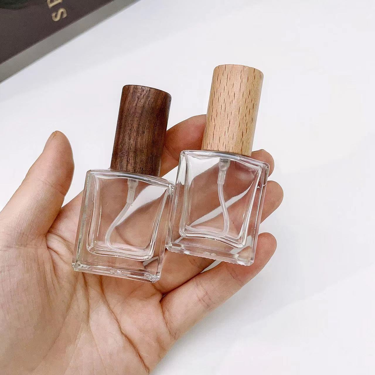 Perfume Fragrance Liquid - زجاجة بخاخ عطر من الزجاج السميك